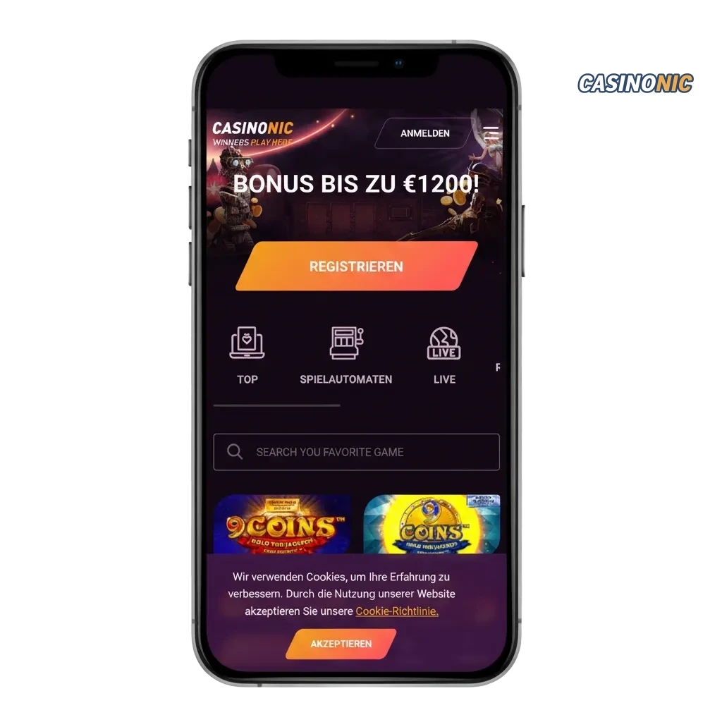 Casinonic app on Android APK and iOS screens, with payment logos and sports betting and casino games
